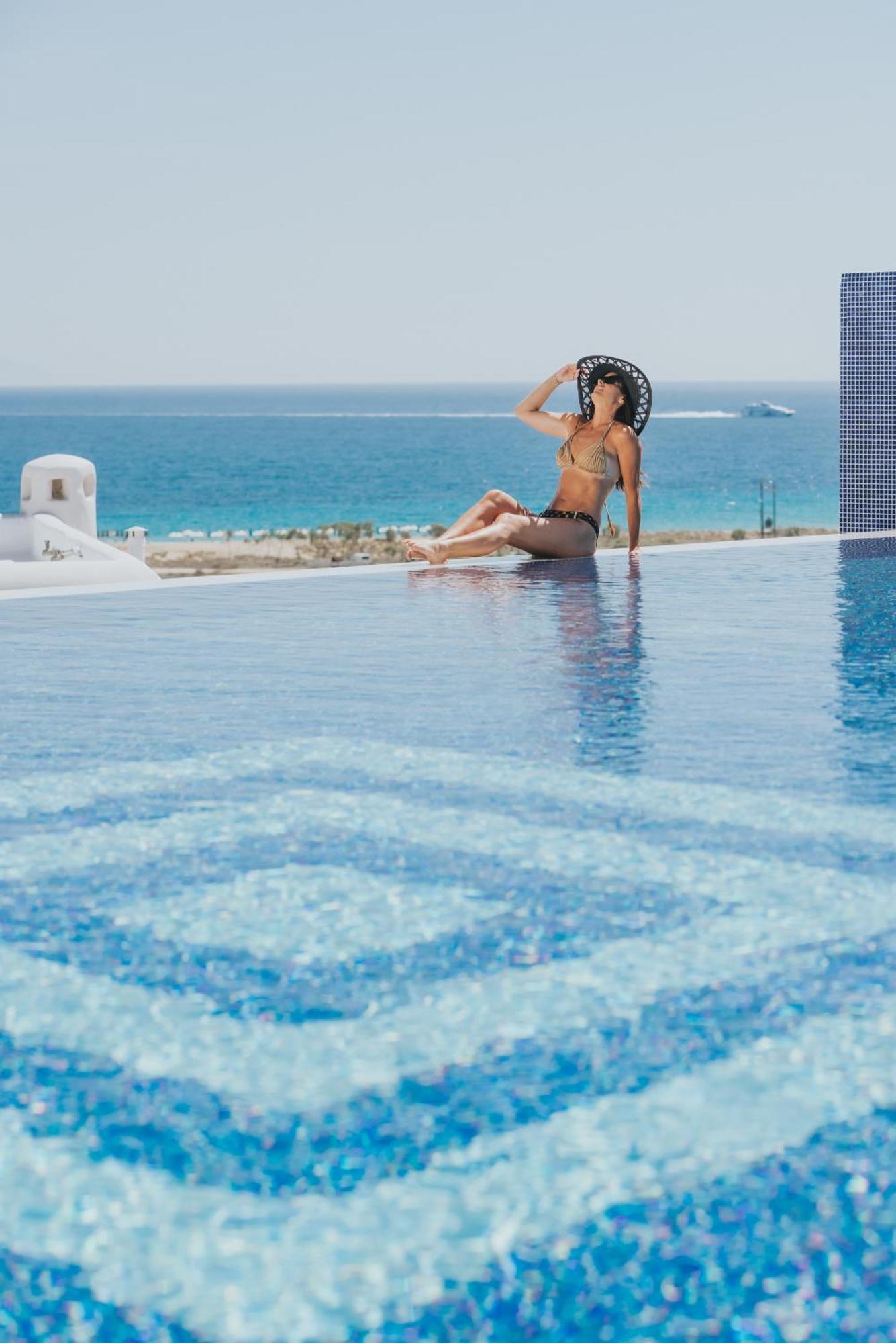 Naxos Grand Hotel Naxos City Exteriör bild