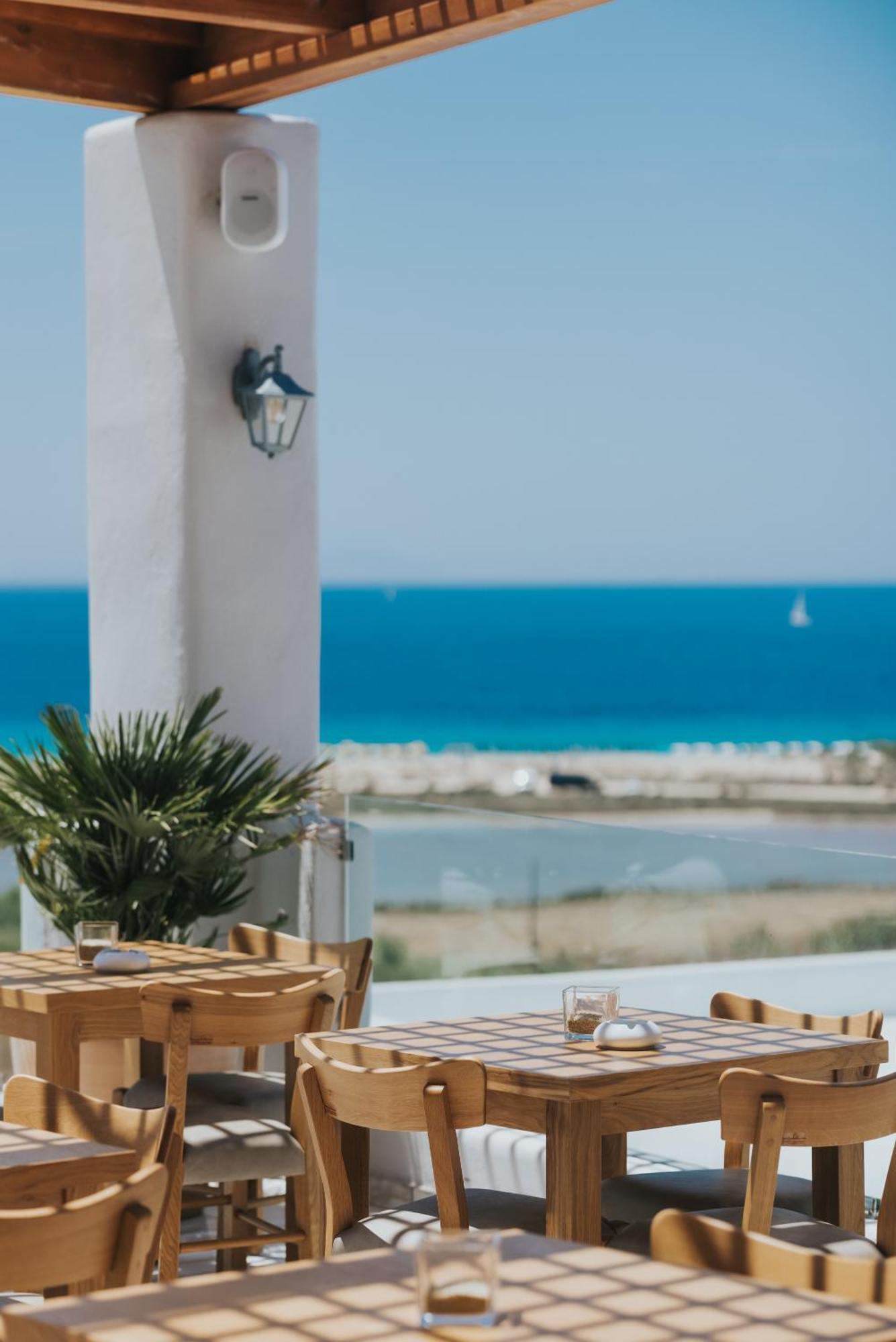 Naxos Grand Hotel Naxos City Exteriör bild