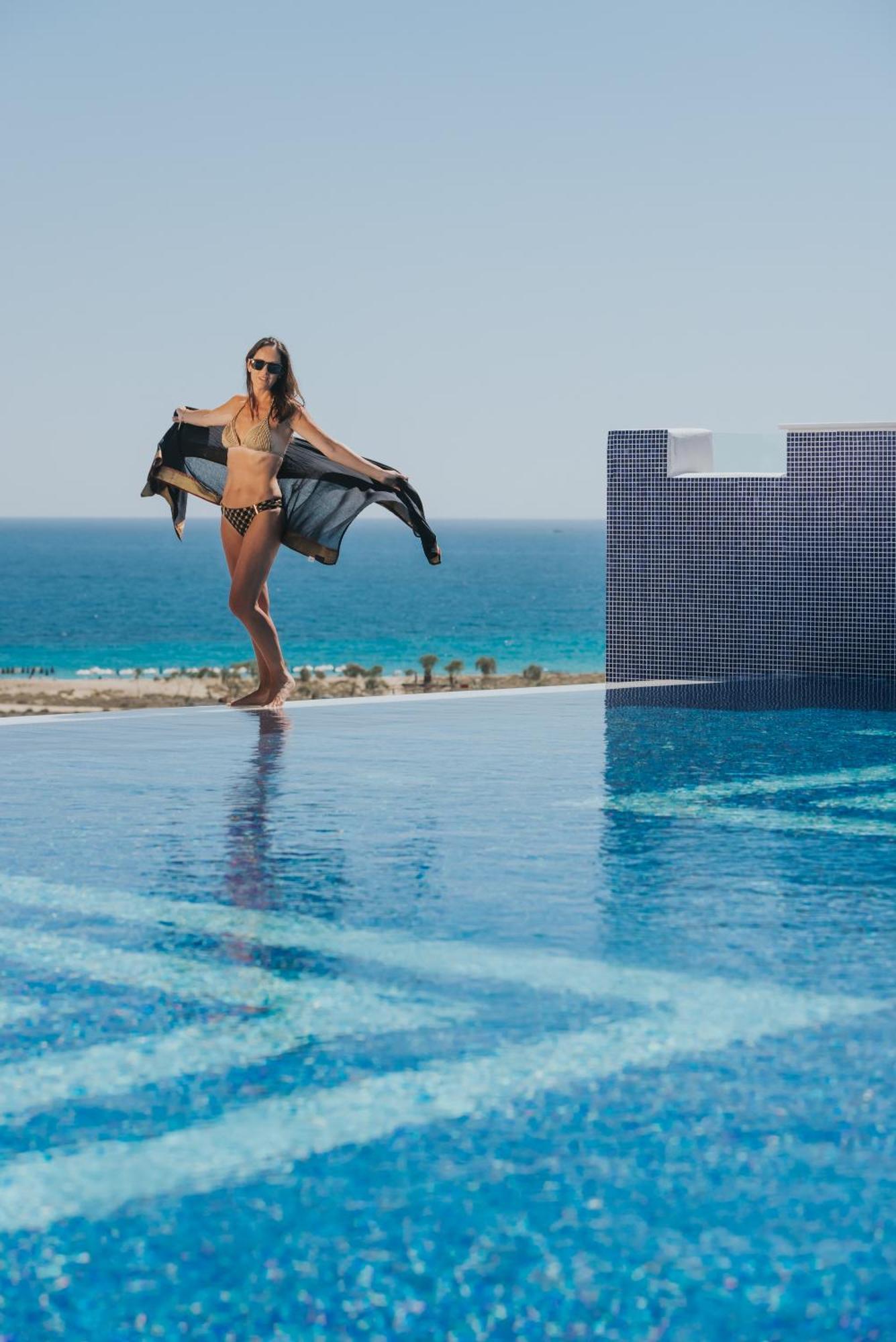 Naxos Grand Hotel Naxos City Exteriör bild